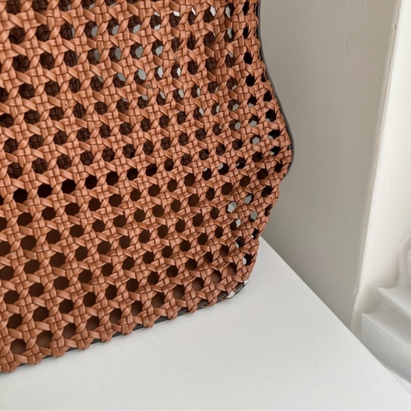 Michael Kors Large woven braided tote shoulder bag chain straps - Picture 3 of 9